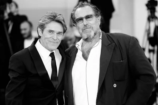 Venice Itália Setembro Willem Dafoe Julian Schnabel Caminham Pelo Tapete — Fotografia de Stock