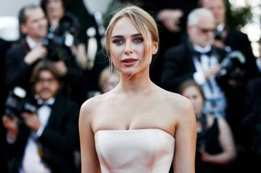 Kimberley Garner, 12 Mayıs 2018 'de Cannes, Fransa' da düzenlenen 71. Cannes Film Festivali sırasında 