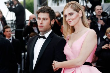 13 Mayıs 2018 'de Cannes, Fransa' da düzenlenen 71. Cannes Film Festivali sırasında Chiara Ferragni ve Fedez 