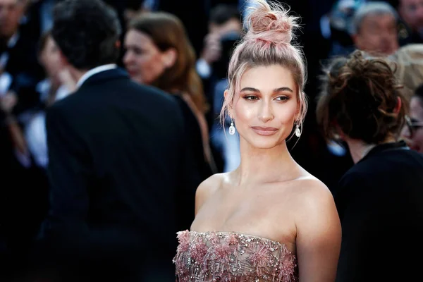 Cannes France Mungkin Hailey Baldwin Menghadiri Penayangan Girls Sun Pada — Stok Foto