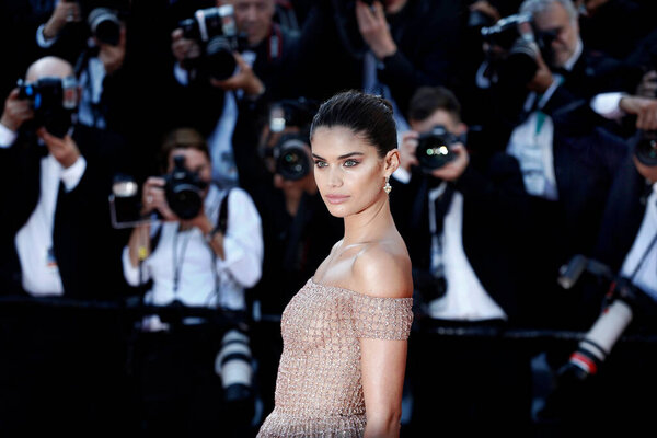 CANNES, FRANCE - MAY 12: Sara Sampaio attends the screening of 'Girls Of The Sun' during the 71st Cannes Film Festival on May 12, 2018 in Cannes, France.