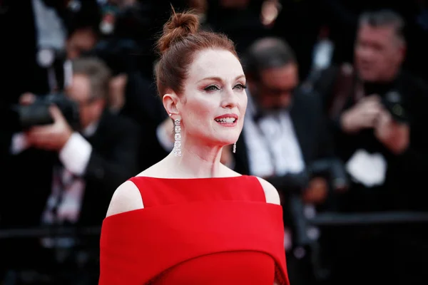 Cannes France May Julianne Moore Attends Screening Everybody Knows Opening — Stock Photo, Image