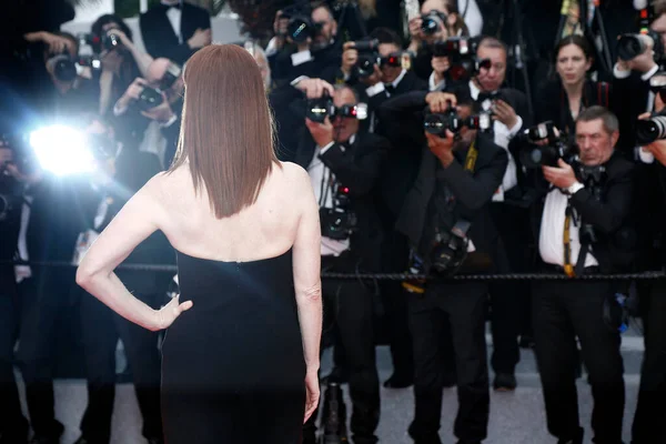 Cannes Franciaország Május Julianne Moore Színésznő Részt Vesz Yomeddine Vetítésén — Stock Fotó