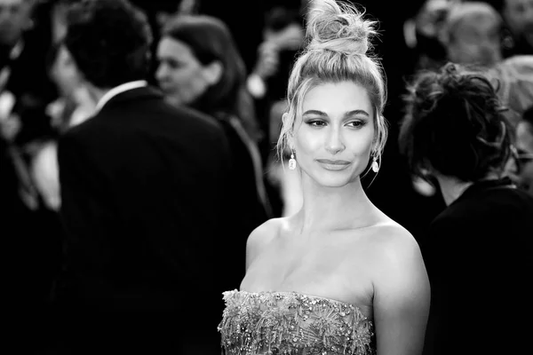 Cannes Frankrike Maj Hailey Baldwin Deltar Visningen Girls Sun Filmfestivalen — Stockfoto