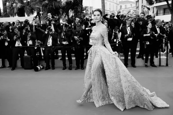 Cannes France Μαΐου Alessandra Ambrosio Παρευρίσκεται Στην Προβολή Του Wild — Φωτογραφία Αρχείου