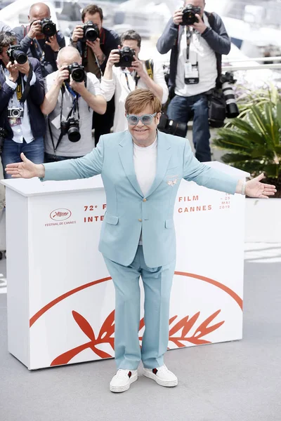 Cannes フランス 5月16日 エルトン ジョン卿は 2019年5月16日にフランスのカンヌで開催された第72回カンヌ国際映画祭で映画 Rocketman の撮影に出席しました — ストック写真