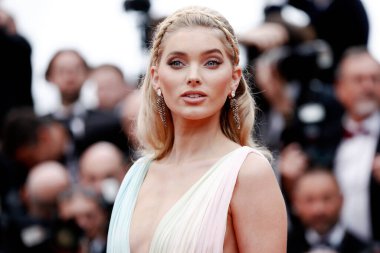 Elsa Hosk, 19 Mayıs 2019 'da Cannes, Fransa' da düzenlenen 72. Cannes Film Festivali sırasında 