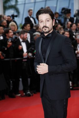 Diego Luna, 20 Mayıs 2019 'da Fransa' nın Cannes kentinde düzenlenen 72. Cannes Film Festivali sırasında 