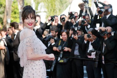 Paz Vega, 25 Mayıs 2019 'da Fransa' nın Cannes kentinde düzenlenen 72. Cannes Film Festivali 'nin kapanış törenine katıldı.. 