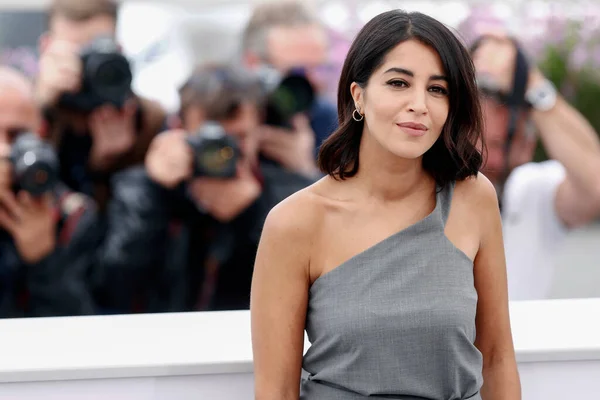 Cannes France May Leila Bekhti Adopts Photo Call Movie Fameuse — 스톡 사진