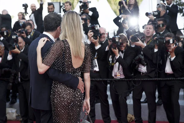 Cannes Francie Května Antonio Banderas Nicole Kimpel Zúčastní Závěrečného Ceremoniálu — Stock fotografie