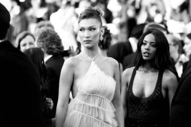 16 Mayıs 2019 'da Fransa' nın Cannes kentinde düzenlenen 72. Cannes Film Festivali sırasında Bella Hadid 