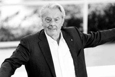 Alain Delon, 19 Mayıs 2019 'da Cannes, Fransa' da düzenlenen 72. Cannes Film Festivali sırasında Palme D 'Or D' Honneur 'un fotoğraf çağrısına katıldı..