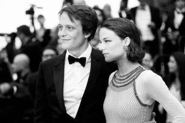 CANNES, FRANCE - 19 Mayıs: 19: August Diehl ve Valerie Pachner, 19 Mayıs 2019 'da Fransa' nın Cannes kentinde düzenlenen 72..