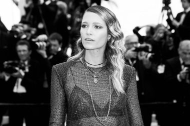 Helena Bordon, 20 Mayıs 2019 'da Fransa' nın Cannes kentinde düzenlenen 72. Cannes Film Festivali sırasında 