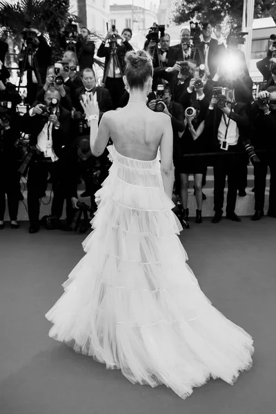 Cannes Francie Května Bella Hadid Zúčastní Premiéry Rocketman Filmovém Festivalu — Stock fotografie