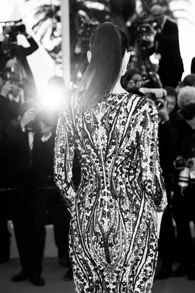 Cannes France Μαΐου Paola Turani Παρευρίσκεται Στην Πρεμιέρα Της Ταινίας — Φωτογραφία Αρχείου