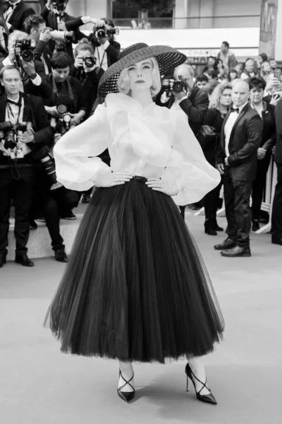 Cannes France May Elle Fanning Attends Premiere Movie Once Time — Stock Photo, Image