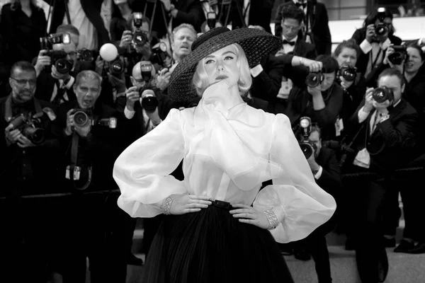 Cannes France May Elle Fanning Attends Premiere Movie Once Time — Stock Photo, Image