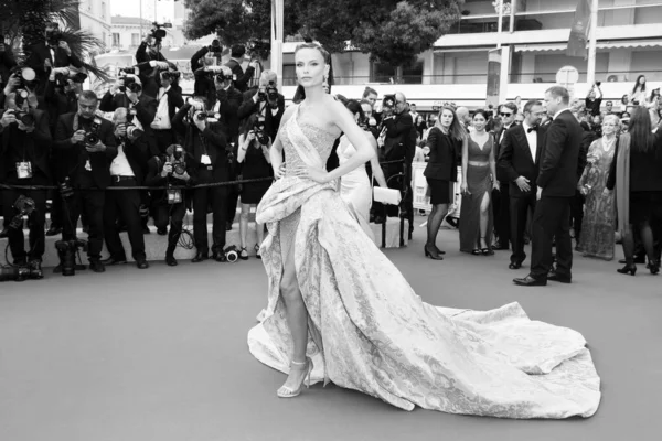 Cannes Francie Května Natasha Poly Účastní Premiéry Filmu Mercy Během — Stock fotografie