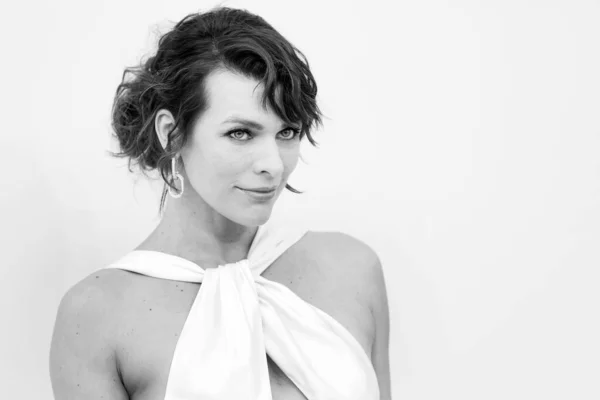 Cap Antibes Frankrike Maj Milla Jovovich Deltar Amfar Cannes Galan — Stockfoto