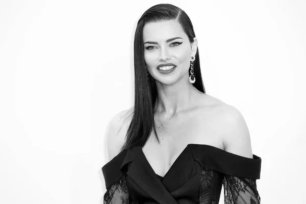 Cap Antibes França Maio Adriana Lima Participa Amfar Cannes Gala — Fotografia de Stock