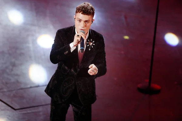 Sanremo Włochy Lutego 2019 Singer Irama Wystąpi Podczas Włoskiego Festiwalu — Zdjęcie stockowe
