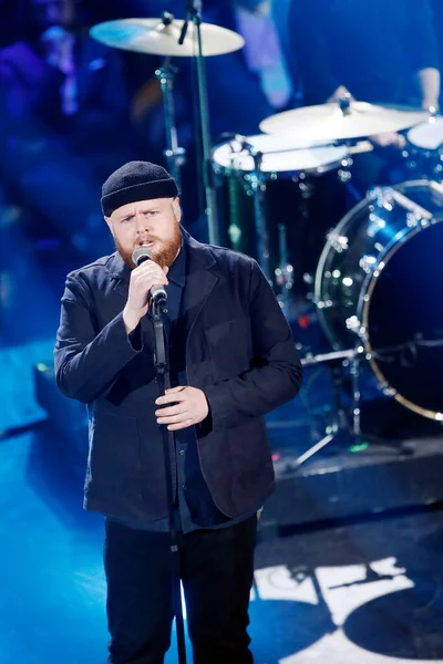 Sanremo Italien Februari 2019 Sångaren Tom Walker Uppträder Den Italienska — Stockfoto