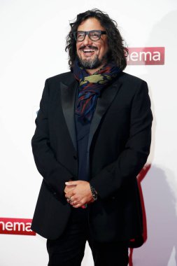 MILAN, ITALY - 29 EKİM Alessandro Borghese 29 Ekim 2018 'de İtalya' nın Milano kentinde bulunan Palazzo Del Ghiaccio Sarayı 'ndaki Sky Show Sunumuna katıldı..