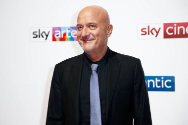 Claudio Bisio, 29 Ekim 2018 'de İtalya' nın Milano kentinde bulunan Palazzo Del Ghiaccio Sarayı 'ndaki Sky Show Sunumuna katıldı..