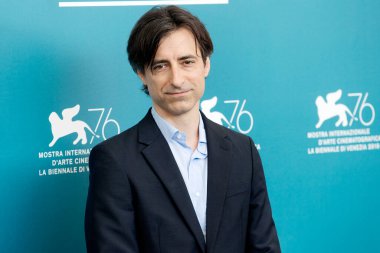 VENICE, İtalya - 29 Ağustos 2019 'da Venedik, İtalya' da düzenlenen 76. Venedik Film Festivali sırasında Noah Baumbach 