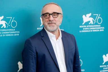 Silvio Orlando, 1 Eylül 2019 'da Venedik, İtalya' da düzenlenen 76. Venedik Film Festivali sırasında 