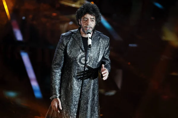 Sanremo Italia Febrero Cantante Max Gazze Actúa Escenario Del 68º — Foto de Stock