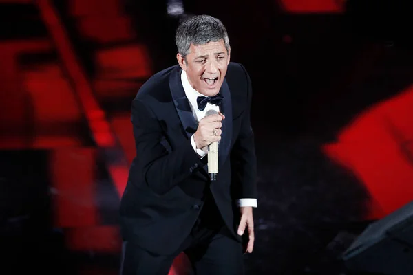 Sanremo Italia Febrero Cantante Presentadora Rosario Fiorello Actúa Escenario Del — Foto de Stock