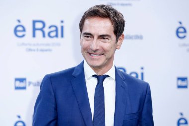 Marco Liorni, 9 Temmuz 2019 / 2020 tarihli televizyon sezonu için düzenlenen RAI basın toplantısına 9 Temmuz 2019 'da İtalya' nın Milano kentinde katıldı.. 