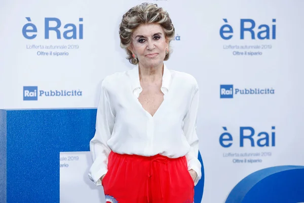 Milano Italien Juli Franca Leosini Deltar Rai Presskonferens Programtablåer För — Stockfoto