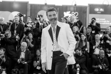 Oscar Isaac 30 Ağustos 2025 'te Venedik Uluslararası Film Festivali sırasında 