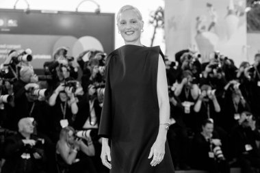 Vicky Krieps, 31 Ağustos 2025 'te Venedik, İtalya' da düzenlenen 82. Venedik Uluslararası Film Festivali sırasında filmin prömiyerine katıldı..