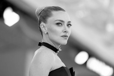 Amanda Seyfried, 1 Eylül 2025 'te Venedik, İtalya' da düzenlenen 82. Venedik Uluslararası Film Festivali sırasında 