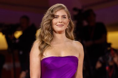 VENICE, İtalya - Eylül 02: Aktris Jordan Claire Robbins, 82 Eylül 2025 'te Venedik Film Festivali sırasında 