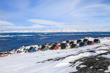 Nuuk - Grönland'ın başkenti renkli banliyösünde