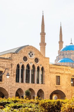 Aziz Georges Maronite Katedrali ve Muhammed El-Emin Camii 