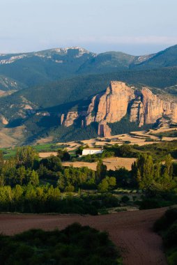 La Rioja 'daki dağ ve vadi