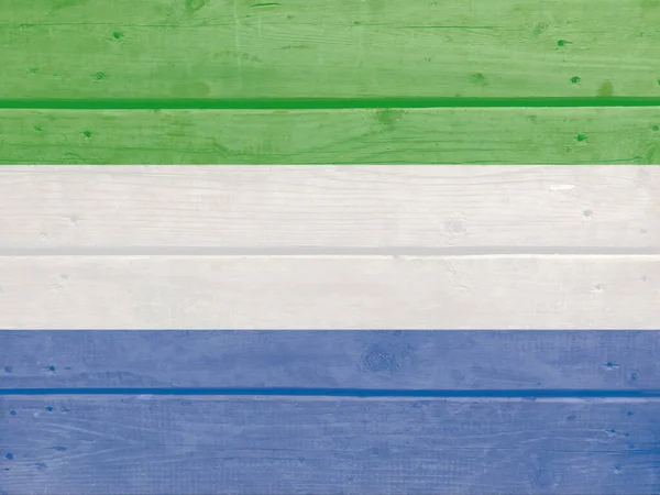 Sierra Leone Flaga Malowana Tle Deski Drewnianej Szczotkowane Naturalne Światło — Zdjęcie stockowe