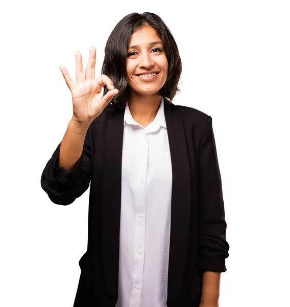 Λατινική Γυναίκα Κάνει Εντάξει Χειρονομία — Φωτογραφία Αρχείου