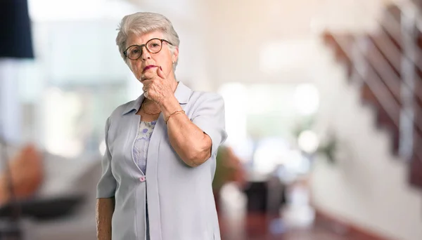 Beautiful Senior Woman Thinking Looking Confused Idea Would Trying Find — Stock Photo, Image