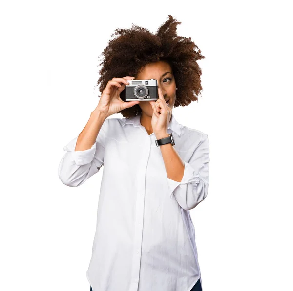 Jeune Femme Noire Aide Une Caméra Vintage — Photo
