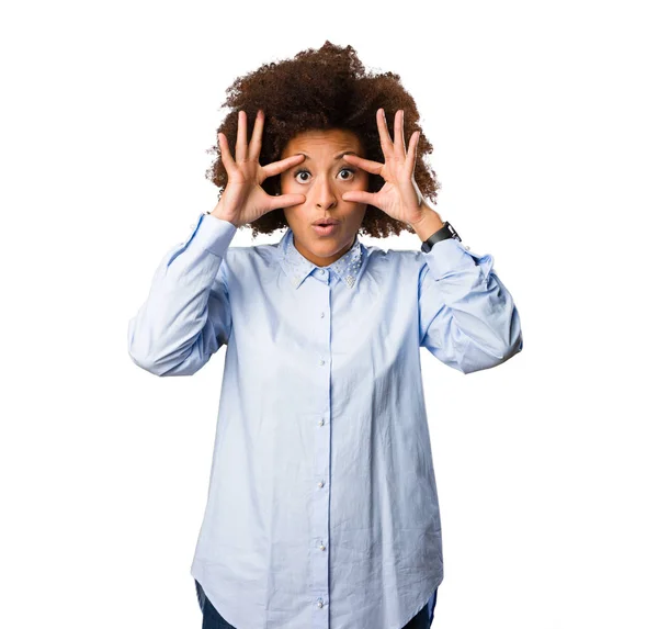 Joven Negro Mujer Haciendo Los Ojos Abiertos Gesto — Foto de Stock