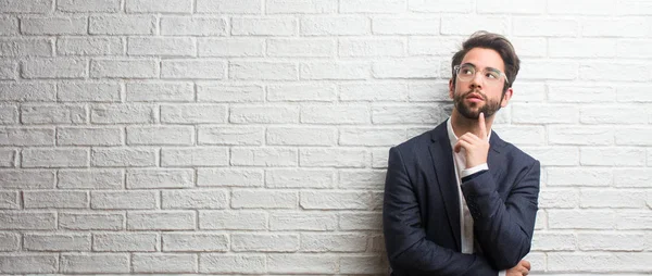 Young Friendly Business Man Thinking Looking Confused Idea Would Trying — Stock Photo, Image