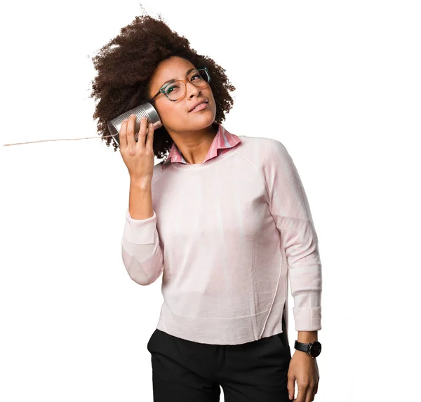 Negro Mujer Celebración Lata — Foto de Stock